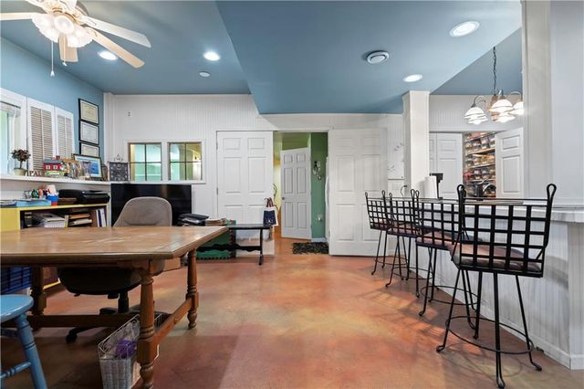 28919 Hackberry Circle, Paola, KS 66071