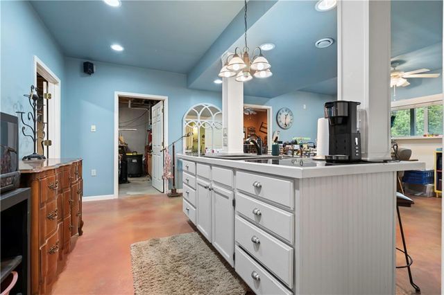 28919 Hackberry Circle, Paola, KS 66071