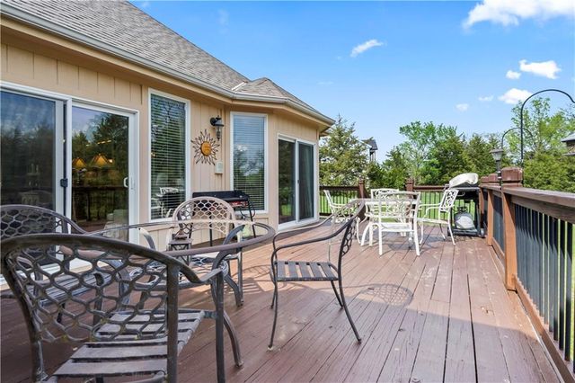 28919 Hackberry Circle, Paola, KS 66071