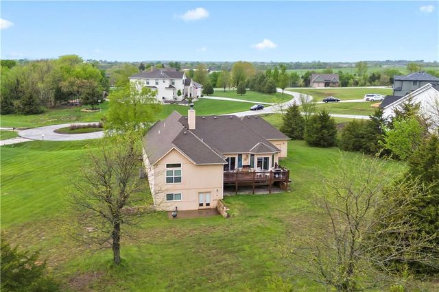 28919 Hackberry Circle, Paola, KS 66071