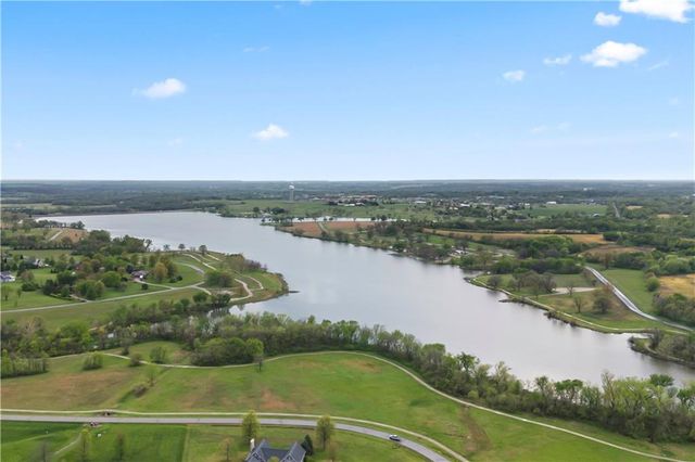 28919 Hackberry Circle, Paola, KS 66071