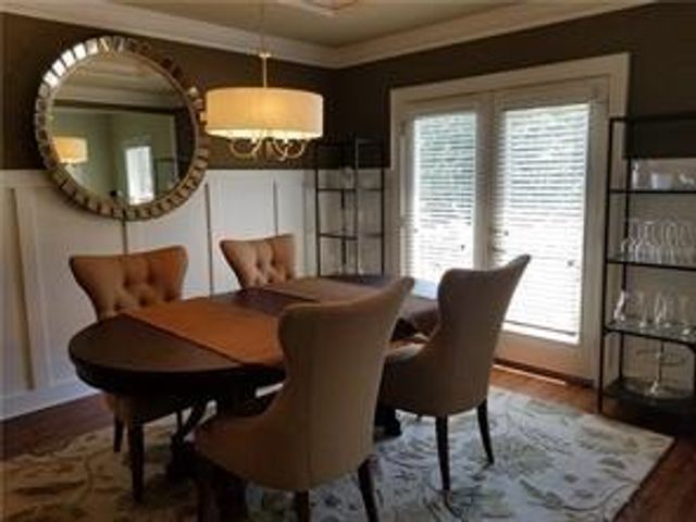 2436 Dresden Parc Circle NE, Atlanta, GA 30345