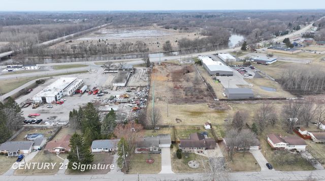 2201 N Berkshire Drive, Saginaw, MI 48603