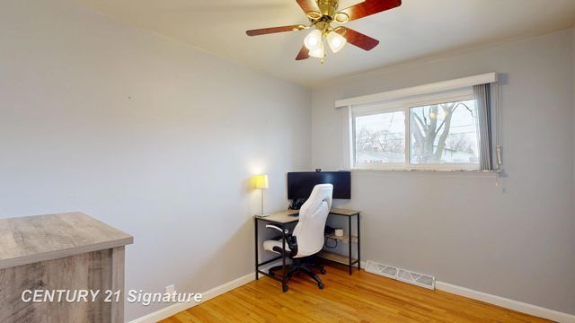 2201 N Berkshire Drive, Saginaw, MI 48603