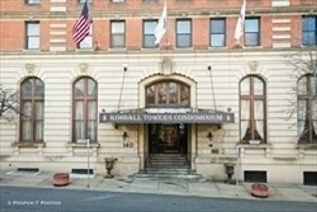 140 Chestnut St 202, Springfield, MA 01103