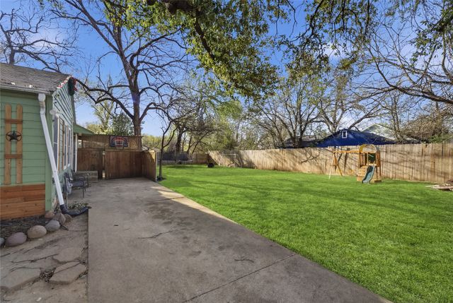 3814 Pine Street, Dallas, TX 75210