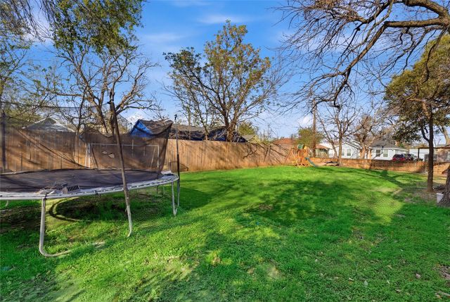 3814 Pine Street, Dallas, TX 75210