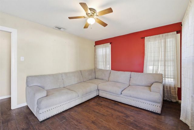 3814 Pine Street, Dallas, TX 75210