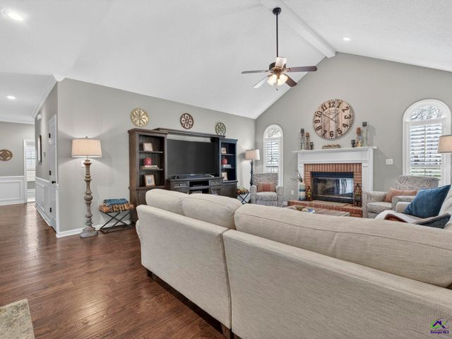 100 Club Place Court, Warner Robins, GA 31088