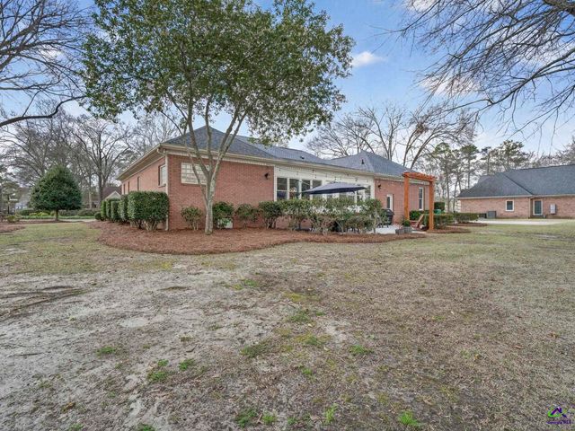 100 Club Place Court, Warner Robins, GA 31088