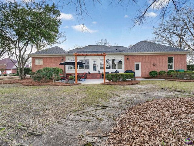 100 Club Place Court, Warner Robins, GA 31088