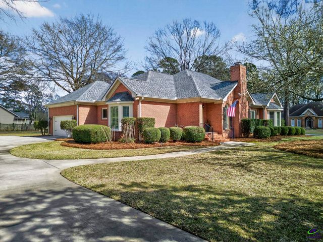 100 Club Place Court, Warner Robins, GA 31088