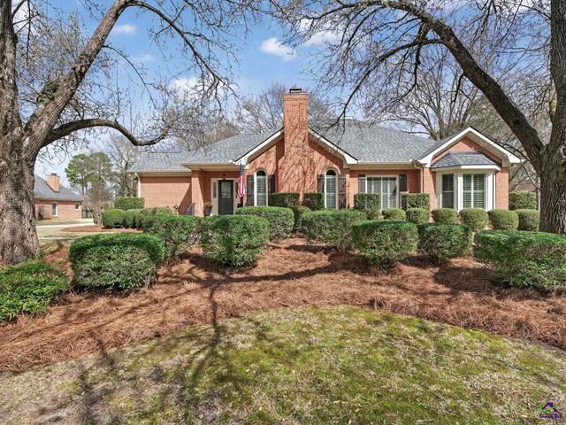 100 Club Place Court, Warner Robins, GA 31088