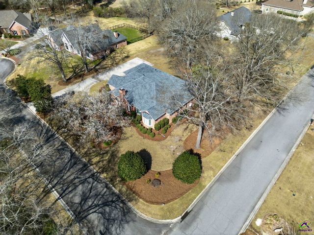 100 Club Place Court, Warner Robins, GA 31088