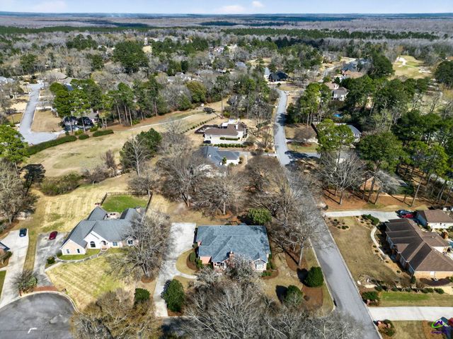 100 Club Place Court, Warner Robins, GA 31088