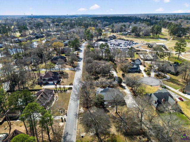 100 Club Place Court, Warner Robins, GA 31088