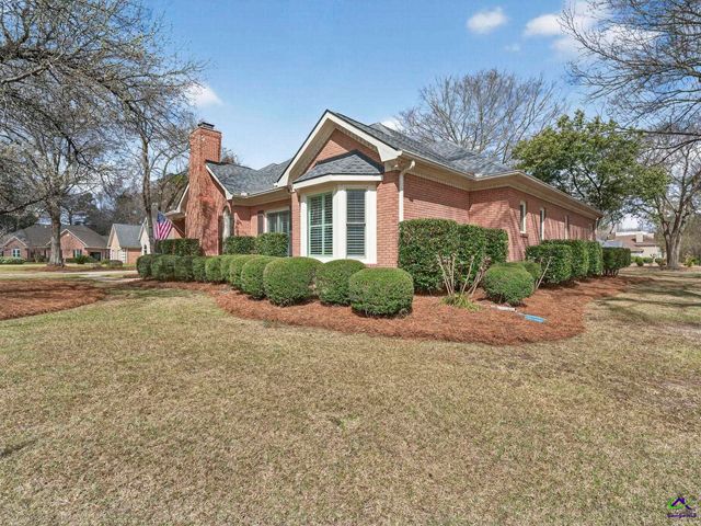 100 Club Place Court, Warner Robins, GA 31088