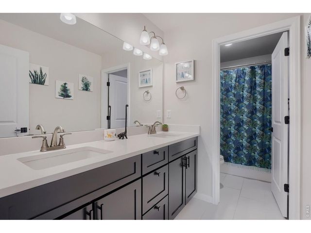7170 S Uriah St, Aurora, CO 80016