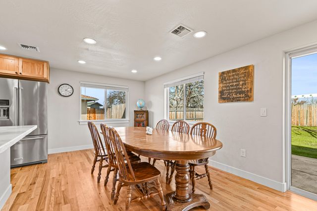 6030 Rock Way, Central Point, OR 97502