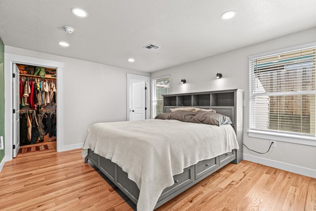 6030 Rock Way, Central Point, OR 97502