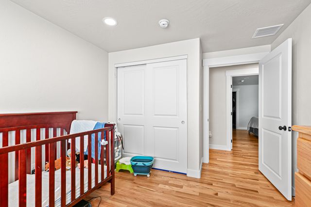 6030 Rock Way, Central Point, OR 97502