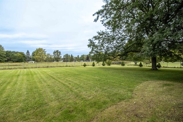 5014 W Dodge Road, Vienna Twp, MI 48420