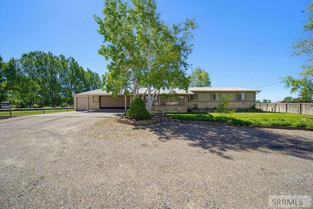 666 E 65th N, Idaho Falls, ID 83401