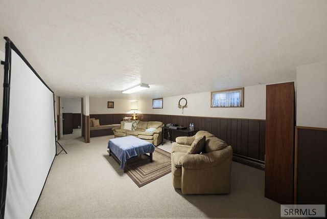 666 E 65th N, Idaho Falls, ID 83401