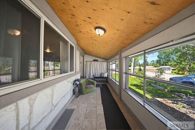 666 E 65th N, Idaho Falls, ID 83401