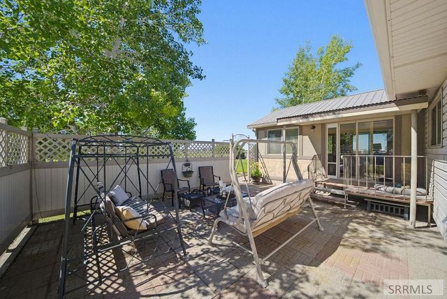 666 E 65th N, Idaho Falls, ID 83401
