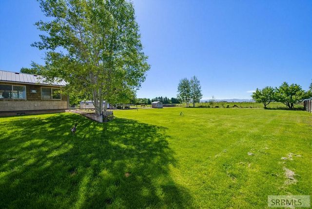 666 E 65th N, Idaho Falls, ID 83401