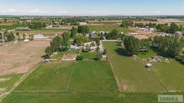 666 E 65th N, Idaho Falls, ID 83401