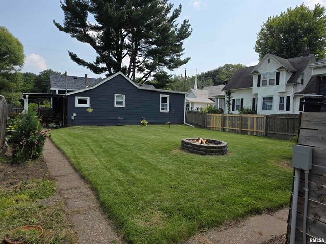 2422 1ST Street, Coal Valley, IL 61240