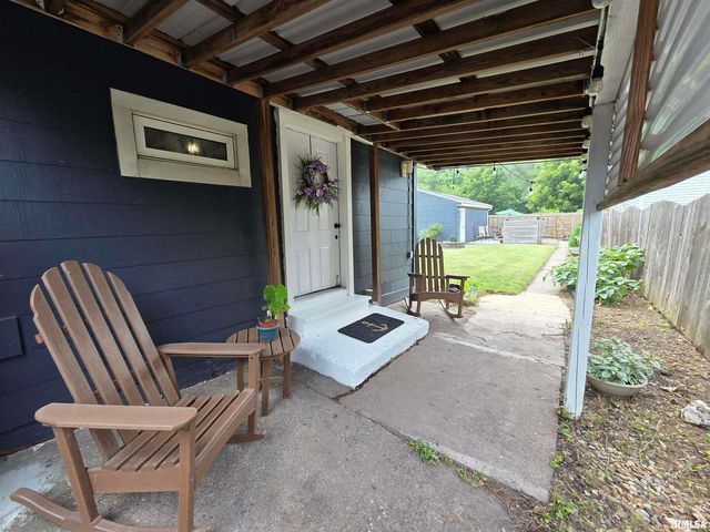 2422 1ST Street, Coal Valley, IL 61240