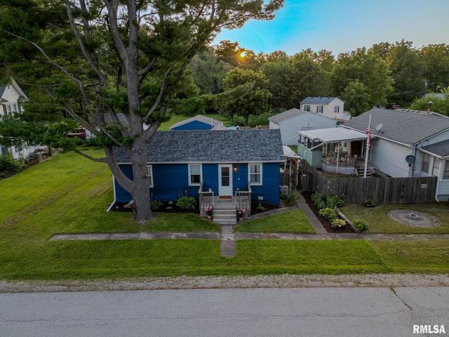 2422 1ST Street, Coal Valley, IL 61240