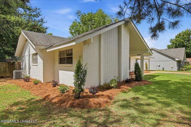 307 Pear Orchard Circle, Ridgeland, MS 39157