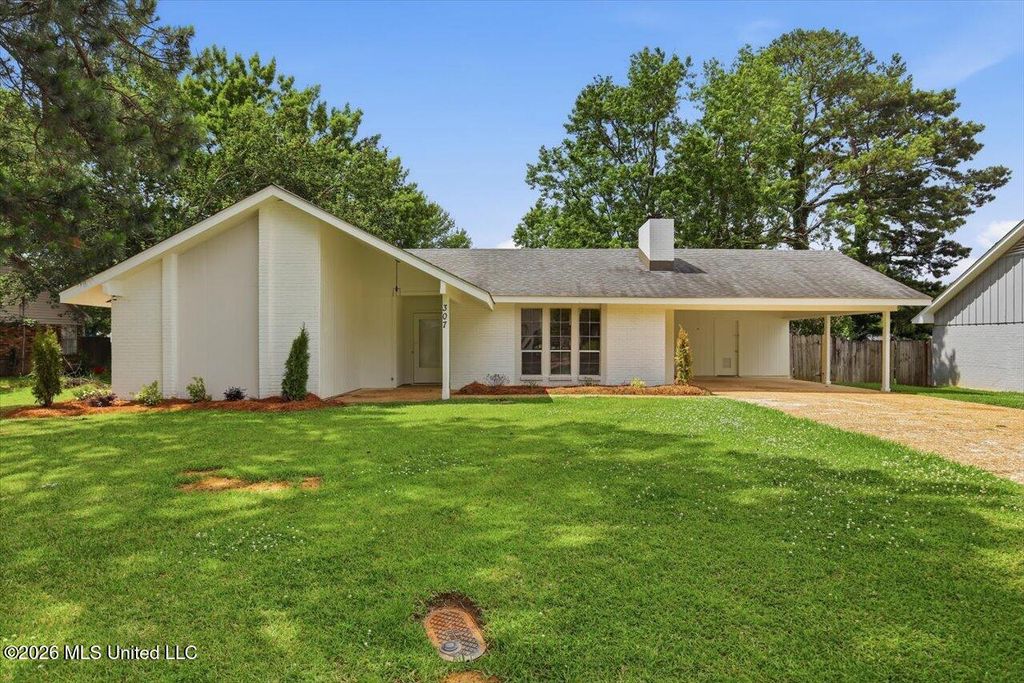 307 Pear Orchard Circle, Ridgeland, MS 39157