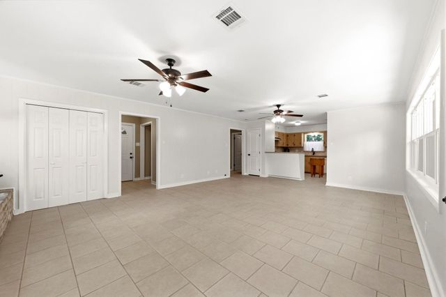 8330 Elm, Montgomery, TX 77316