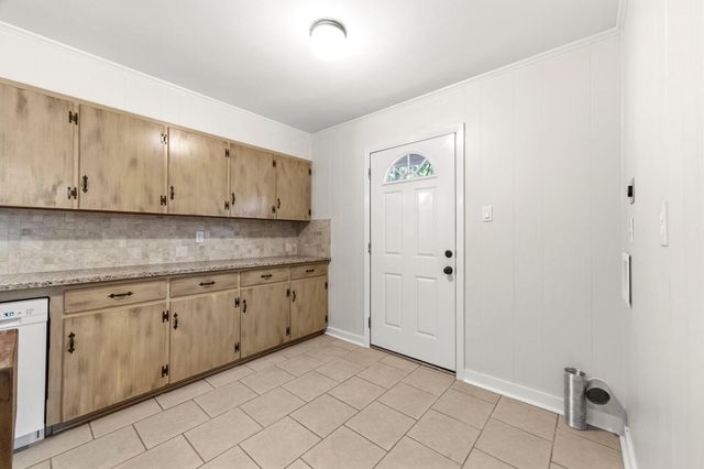 8330 Elm, Montgomery, TX 77316