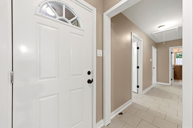 8330 Elm, Montgomery, TX 77316