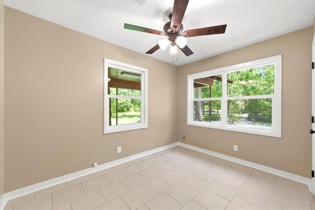8330 Elm, Montgomery, TX 77316