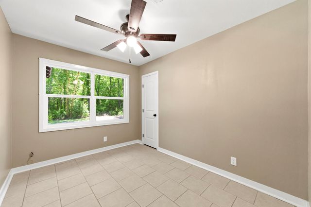 8330 Elm, Montgomery, TX 77316