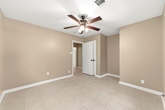 8330 Elm, Montgomery, TX 77316