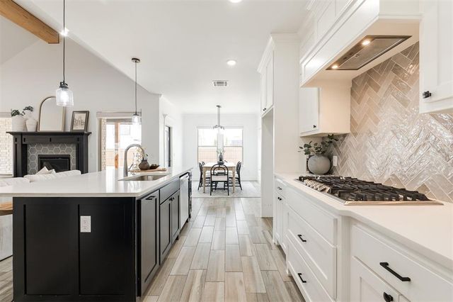 3217 Pinnacle Peak Drive, Yukon, OK 73099