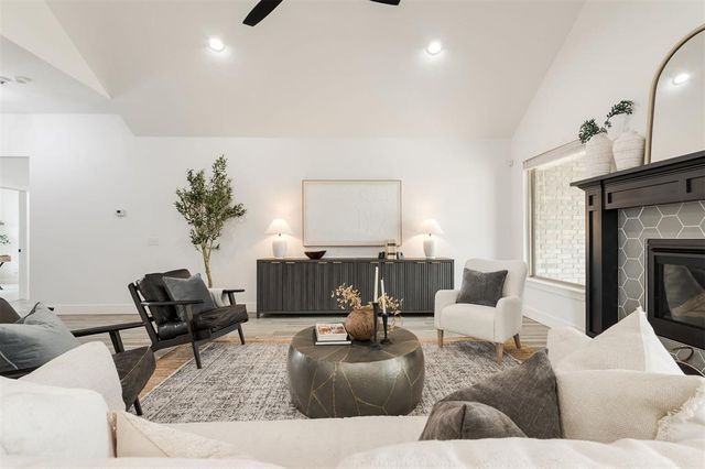 3217 Pinnacle Peak Drive, Yukon, OK 73099