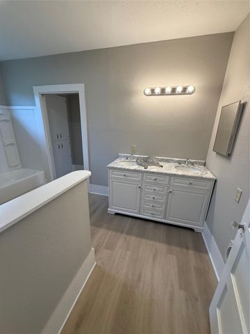 3614 Boone, Damon, TX 77430