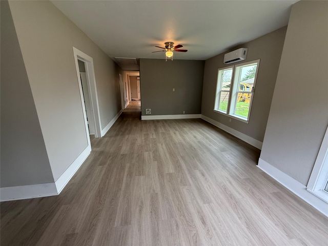 3614 Boone, Damon, TX 77430