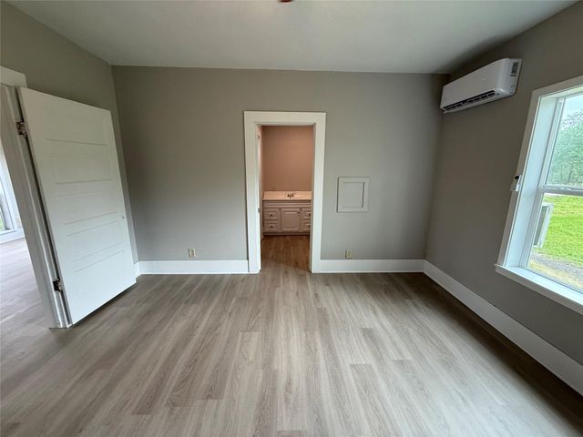 3614 Boone, Damon, TX 77430