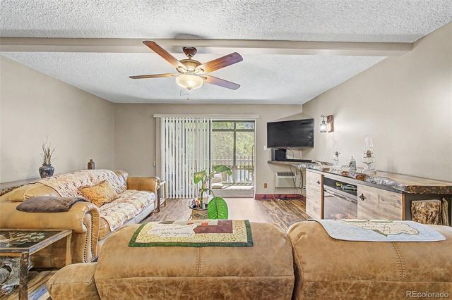 14000 E Linvale Place 210, Aurora, CO 80014