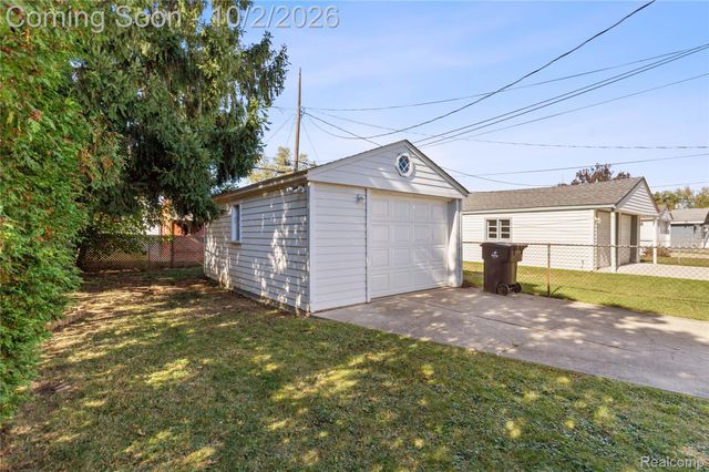 3876 20th Street, Wyandotte, MI 48192